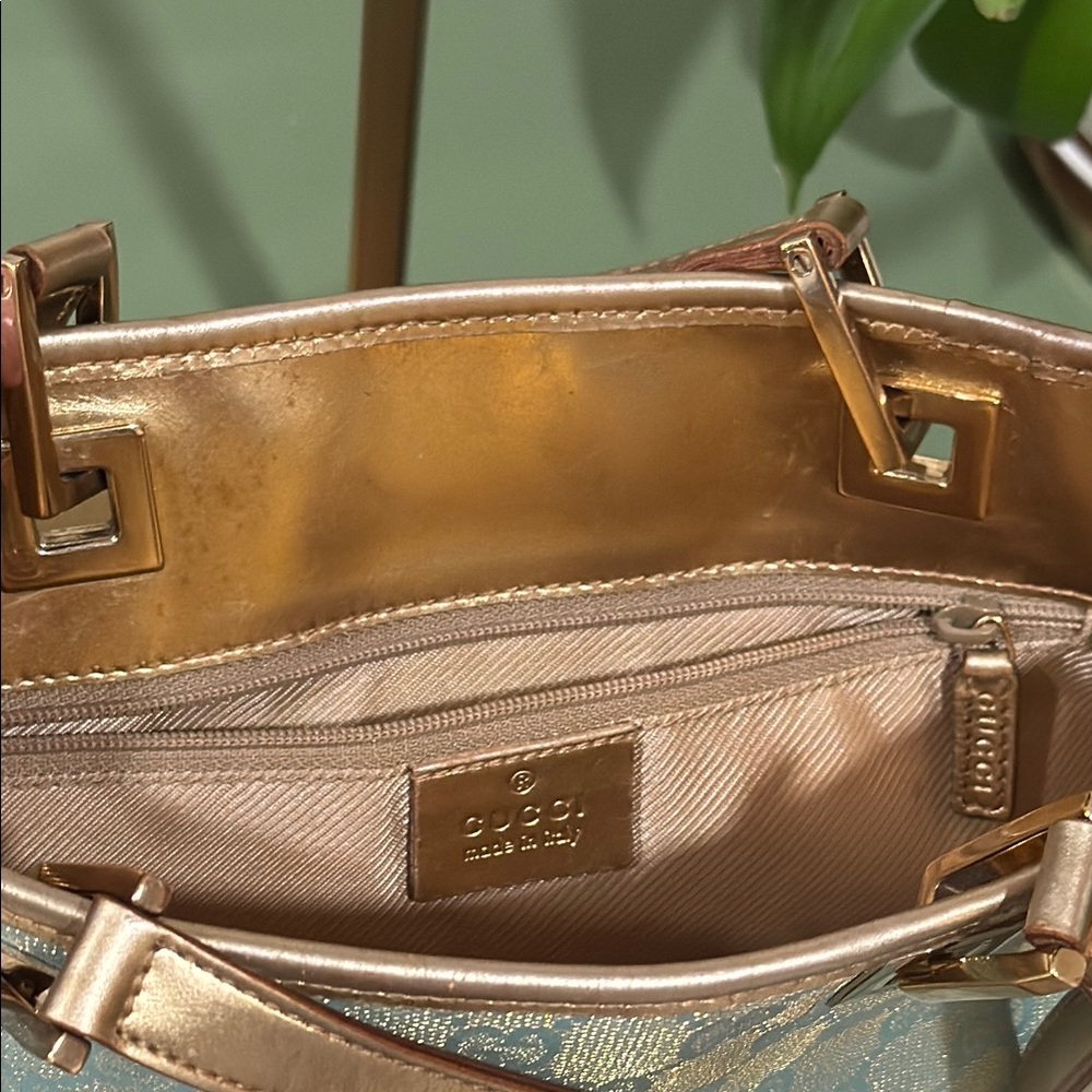 Gucci Blue and Gold Textured Tote Bag - Picture 6 of 14